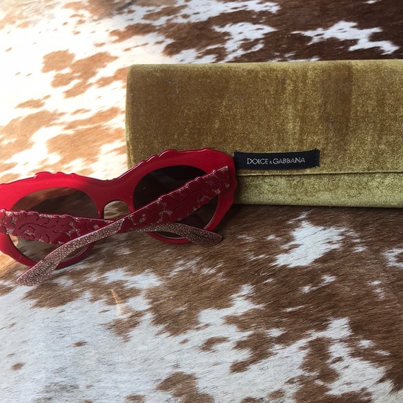 Dolce & Gabbana Red Sunglasses - Only worn twice - Picture 5 of 5